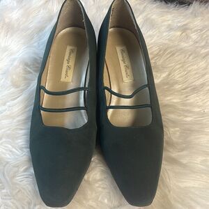 Carriage Court Ladies Genuine Leather Block Heels, Size 8 Medium, Forest Greens